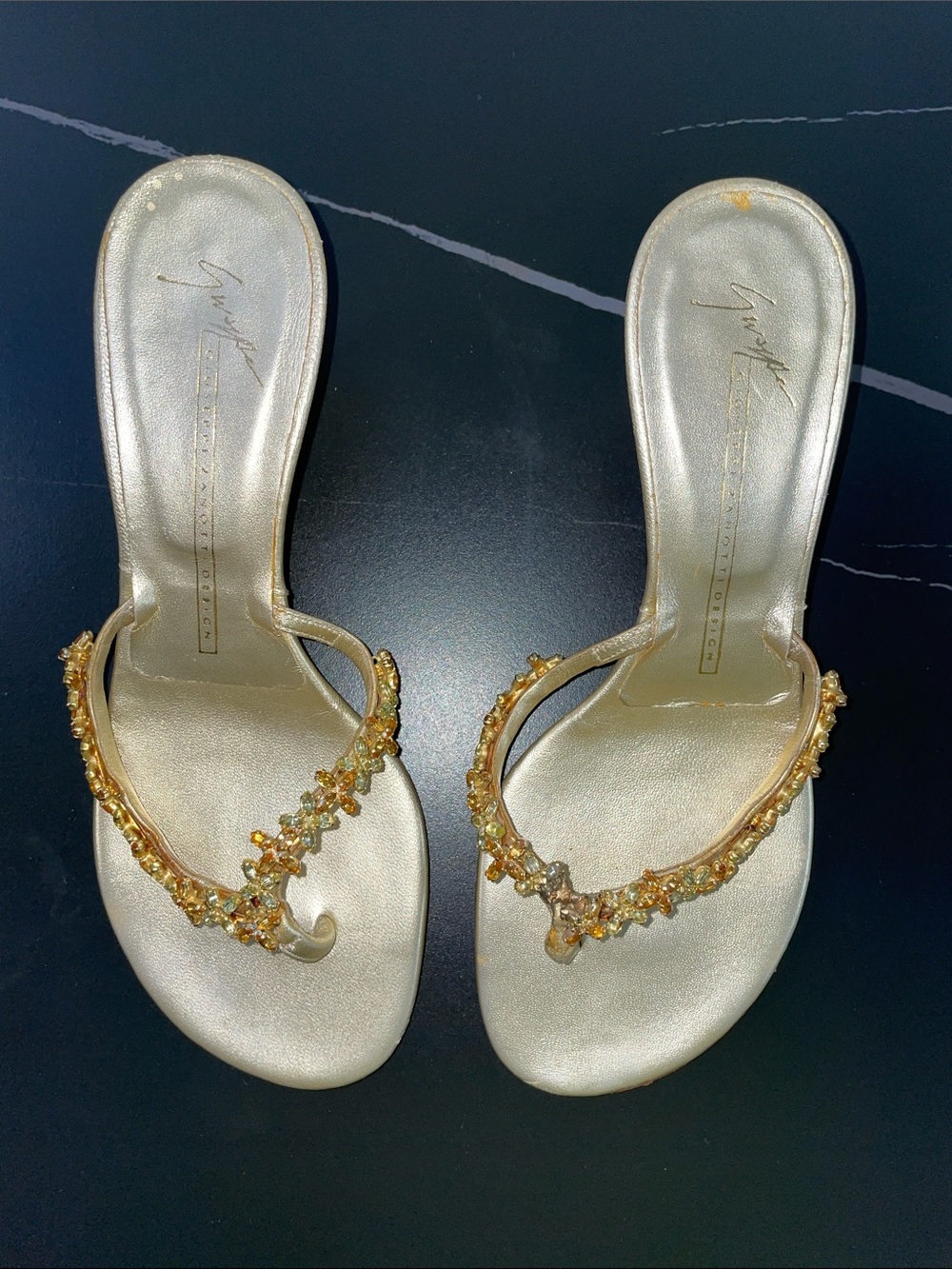 GUISEPPE ZANOTTI SWAROVSKI CRYSTAL EMBELLISHED HEELED SANDALS FTL-08-204